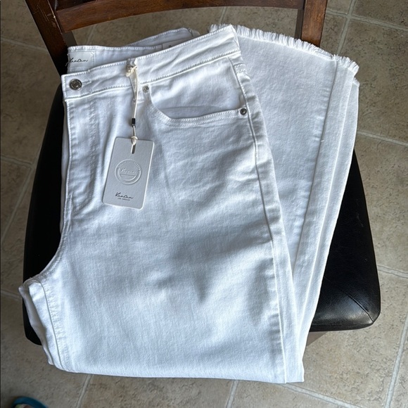 KanCan White Women's Jeans - Picture 1 of 5
